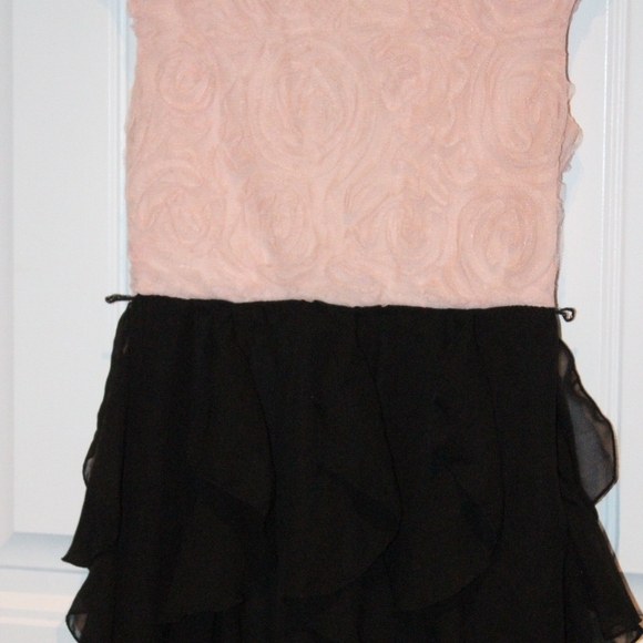 2/$30 🏷 Speechess Pink & Black Formal Dress Size 7 - Picture 4 of 5